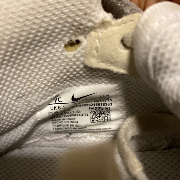 Size 7c Nike Air Force ones - Picture 5 of 5